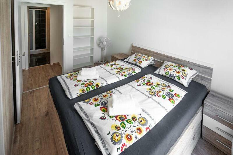 Old Town Luxury Apartment In Heart Of Bratislava Esterno foto