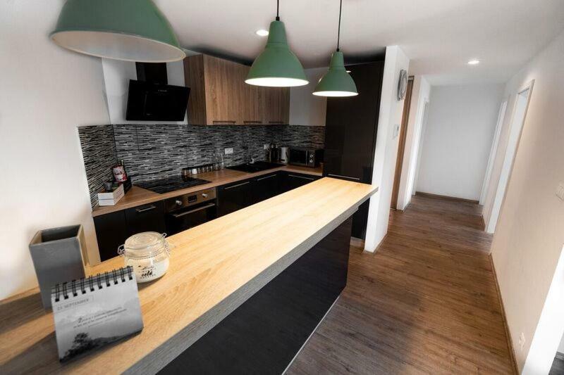 Old Town Luxury Apartment In Heart Of Bratislava Esterno foto